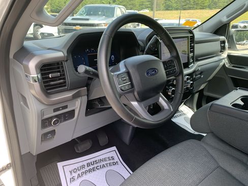 Used 2025 Ford F150 XLT w/ Equipment Group 301A Standard AWD/4WD image 15