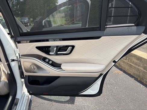 Used 2022 Mercedes-Benz S 580 4MATIC Sedan image 66