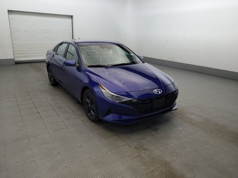 Used 2023 Hyundai Elantra SEL FWD image 13