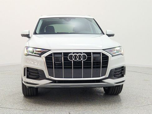 Used 2023 Audi Q7 2.0T Premium w/ Convenience Package AWD/4WD image 2