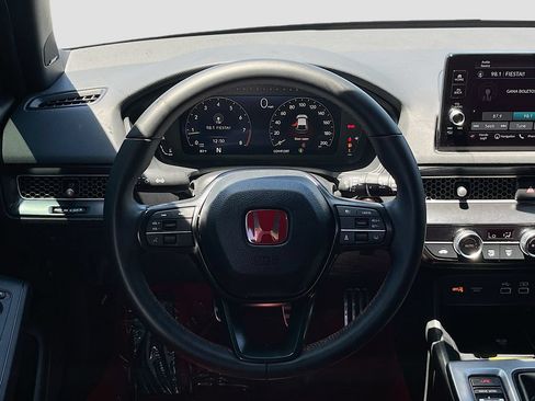 Used 2025 Honda Civic Type R image 11