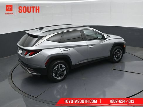 Used 2026 Hyundai Tucson SEL Plus AWD/4WD image 45