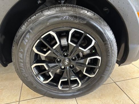 Used 2022 Hyundai Santa Cruz SEL FWD image 18