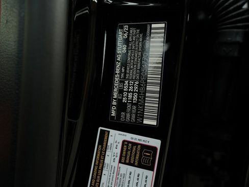 Used 2023 Mercedes-Benz GLC 300 4MATIC w/ Exclusive Trim Package image 25