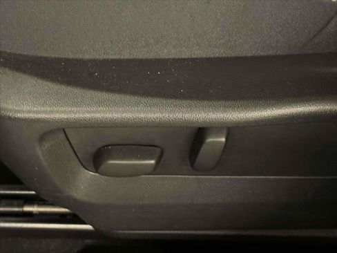 Certified 2023 Buick Envision Essence image 18