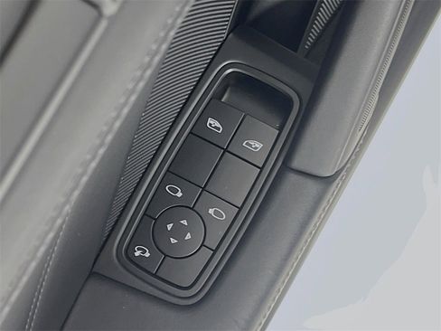 Certified 2026 Porsche 911 Carrera GTS image 9