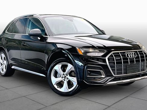 Used 2021 Audi Q5 2.0T Premium Plus w/ Premium Plus Package AWD/4WD image 3