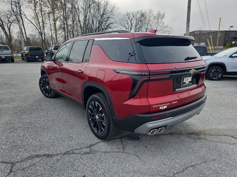 New 2026 Chevrolet Traverse LT w/ Sun and Wheel Package image 9