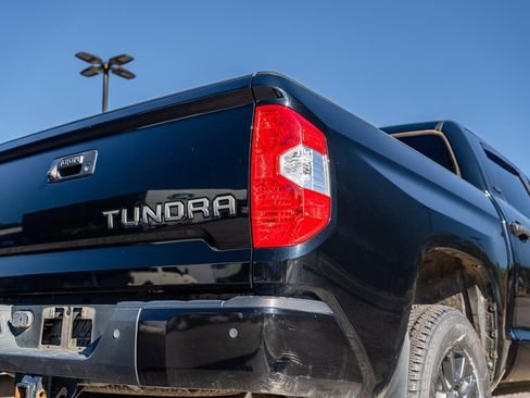 Used 2021 Toyota Tundra SR5 w/ Trail Edition image 15