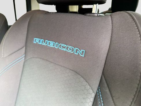 Used 2021 Jeep Wrangler Unlimited Rubicon 4xe w/ Cold Weather Group AWD/4WD image 26