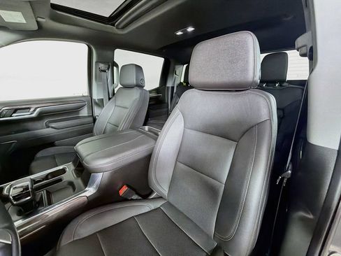 Used 2023 Chevrolet Silverado 1500 LTZ w/ LTZ Convenience Package II AWD/4WD image 12