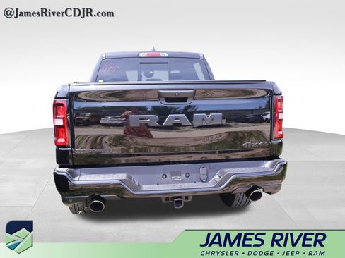 Used 2025 RAM 1500 Big Horn AWD/4WD image 19