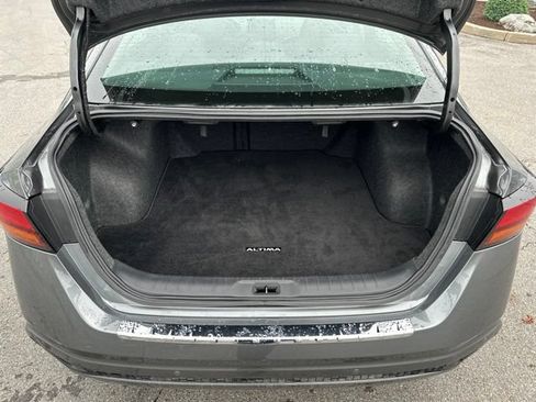 Used 2022 Nissan Altima 2.5 SV AWD/4WD image 17