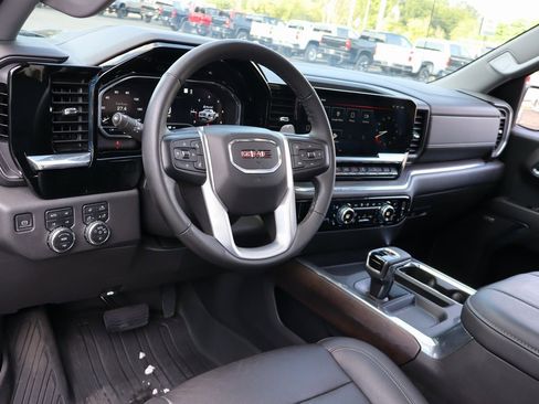 Used 2023 GMC Sierra 1500 SLT w/ SLT Premium Package image 4