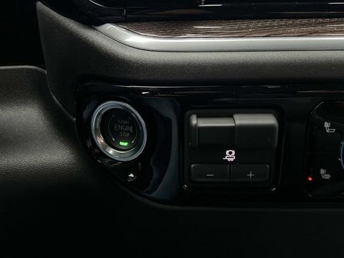 New 2026 GMC Sierra 1500 Elevation image 24