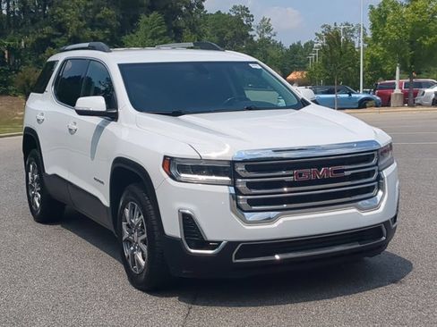 Used 2020 GMC Acadia SLT FWD image 2
