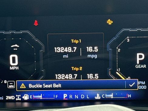 Certified 2024 Chevrolet Colorado Trail Boss w/ Technology Package image 21