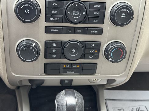 Used 2012 Ford Escape XLT AWD/4WD image 20