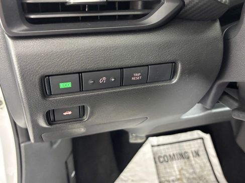 Used 2024 Nissan Sentra S image 14