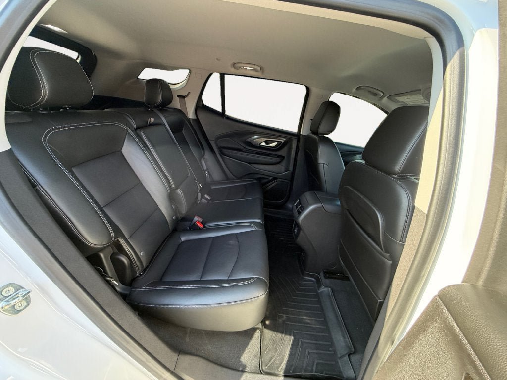 Used 2022 GMC Terrain SLT w/ Tech Package AWD/4WD image 24