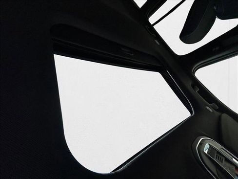 New 2025 Jeep Grand Cherokee Laredo X image 16