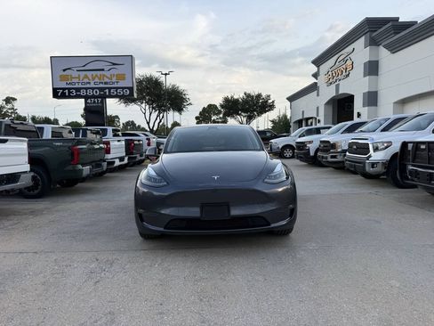 Used 2023 Tesla Model Y AWD image 45
