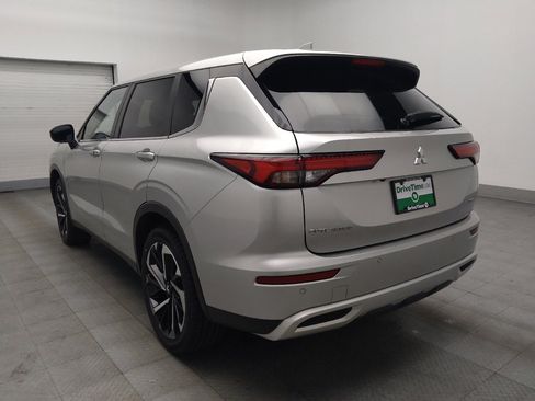 Used 2024 Mitsubishi Outlander SE image 5