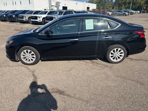 Used 2019 Nissan Sentra S image 9