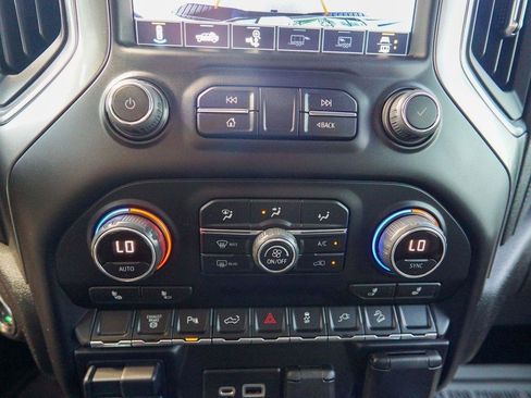 Used 2022 Chevrolet Silverado 2500 LT w/ Midnight Edition AWD/4WD image 29