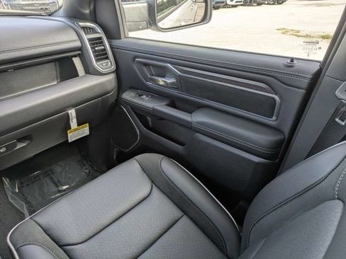 New 2026 RAM 1500 Laramie w/ Laramie Preferred Package AWD/4WD image 17