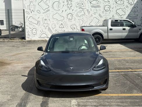 Used 2022 Tesla Model 3 image 5