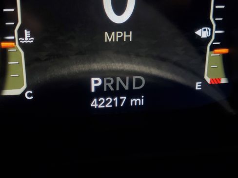 Used 2021 Jeep Gladiator Overland AWD/4WD image 21