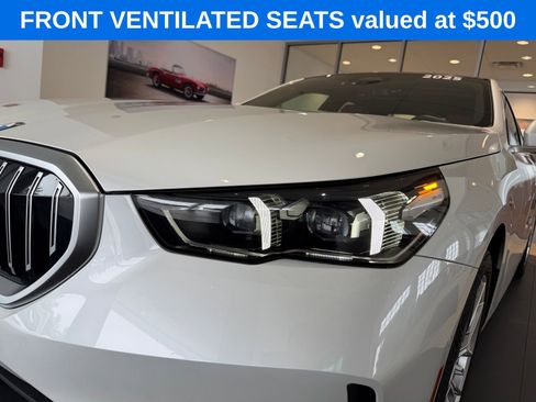 Certified 2025 BMW 530i xDrive image 4