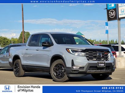 New 2025 Honda Ridgeline TrailSport+
