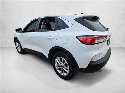 Certified 2022 Ford Escape SE image 7