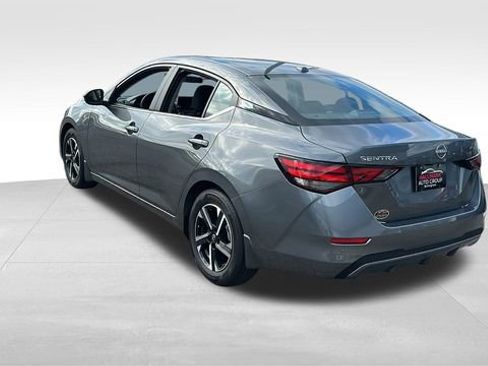 New 2025 Nissan Sentra SV image 5
