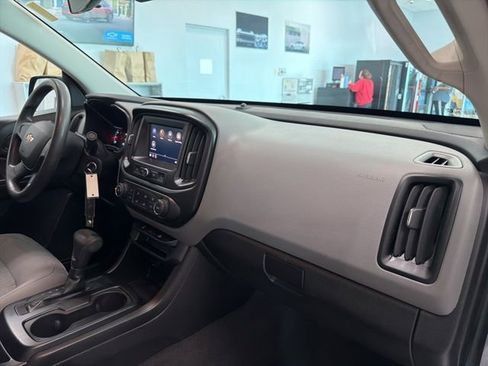 Certified 2021 Chevrolet Colorado W/T RWD image 28