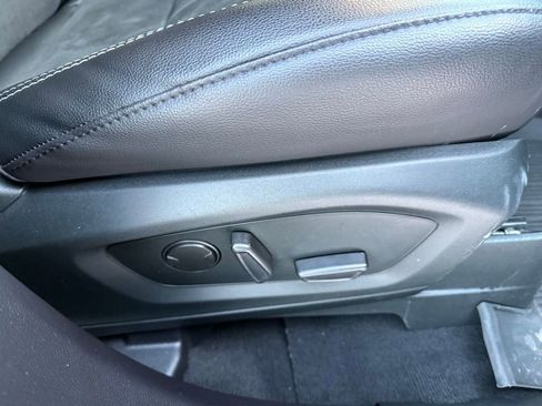 Used 2022 Ford Explorer ST image 31