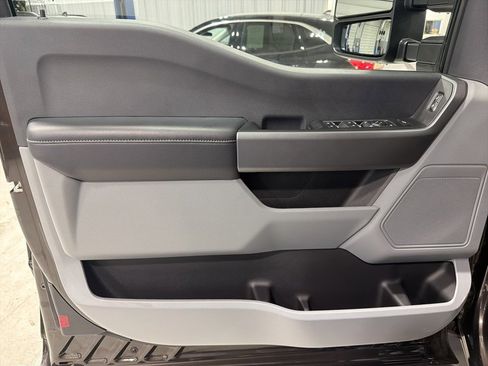 Used 2025 Ford F350 XLT w/ 360-Degree Camera Package image 19