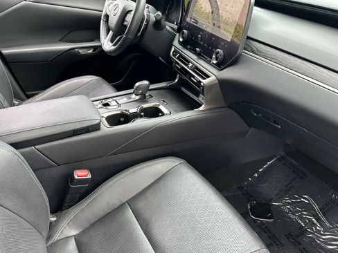Used 2023 Lexus RX 350 Premium Plus w/ Cold Area Package FWD image 32