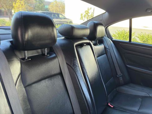 Used 2012 Hyundai Genesis 5.0 RWD image 43