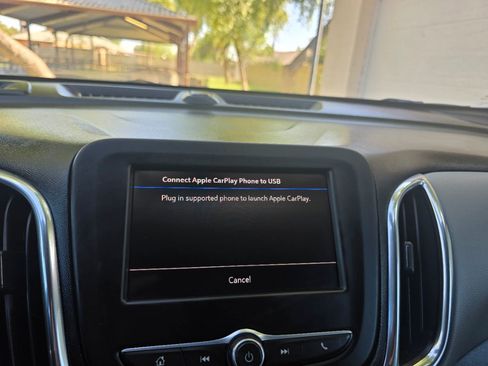 Used 2020 Chevrolet Equinox LS FWD image 39