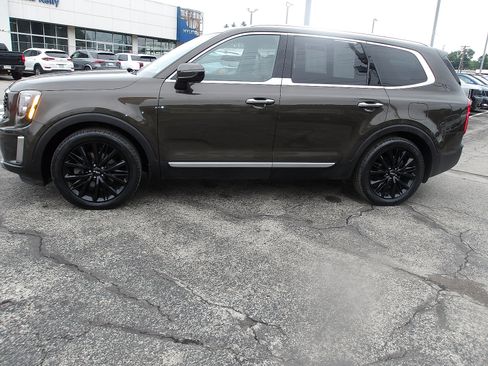 Used 2022 Kia Telluride SX w/ SX Prestige Package AWD/4WD image 4