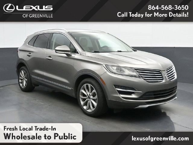 Used 2017 Lincoln MKC Select w/ Select Plus Package FWD image 1
