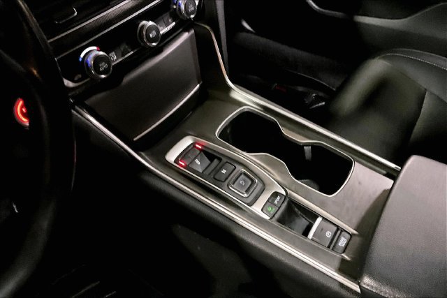 Used 2018 Honda Accord Sport image 35