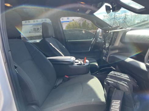 Used 2023 RAM 3500 Tradesman image 22