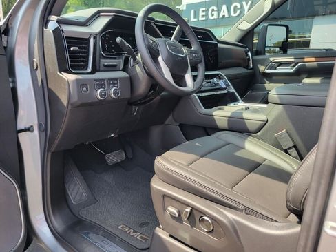 Used 2025 GMC Sierra 2500 Denali w/ Denali Reserve Package image 18