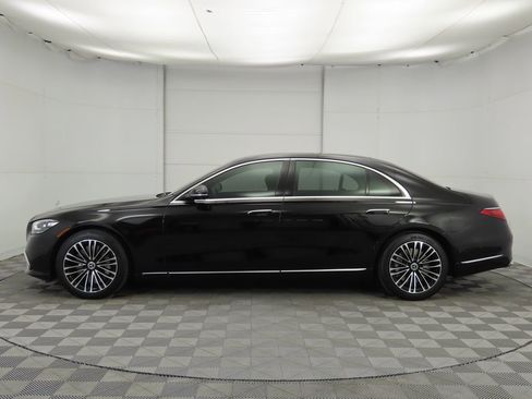 Used 2022 Mercedes-Benz S 500 4MATIC image 8