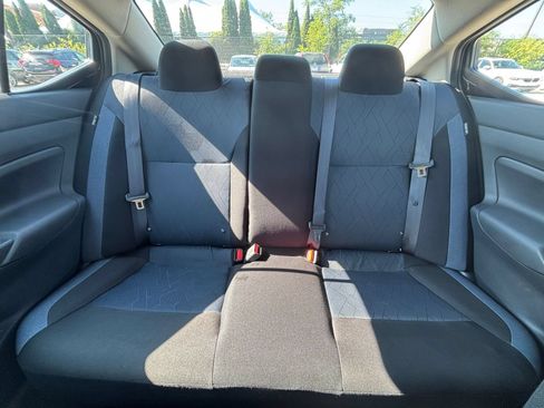 Used 2025 Nissan Versa SV FWD image 35