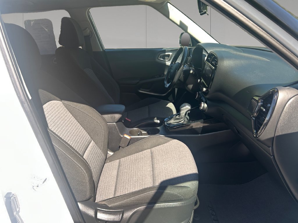 Used 2022 Kia Soul GT-Line FWD image 18